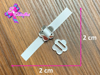 PL0005 - Pasa Listón Acrílico de 2cm x 2cm - Flor Plata (Abertura de 1 cm)