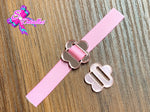PL0009 - Pasa Listón Acrílico de 2cm x 2cm - Flor Rosa Cristal (Abertura de 1 cm)